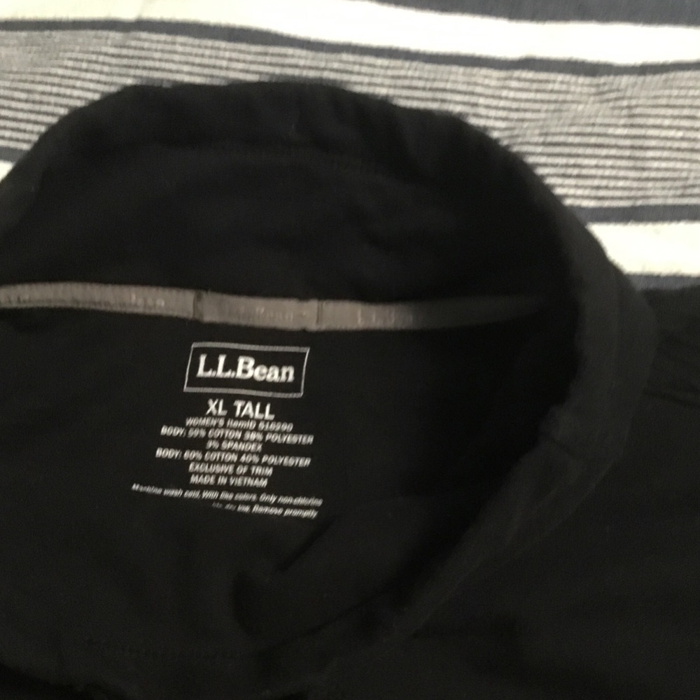 L.L. Bean Women's Black Sweatshirt